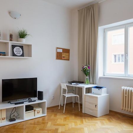 Homey Flat In Vinohrady By Prague Days Екстер'єр фото