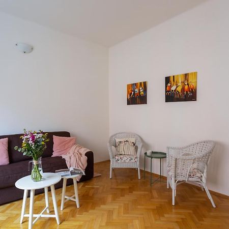 Homey Flat In Vinohrady By Prague Days Екстер'єр фото