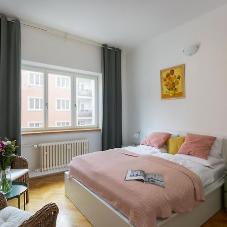 Homey Flat In Vinohrady By Prague Days Екстер'єр фото